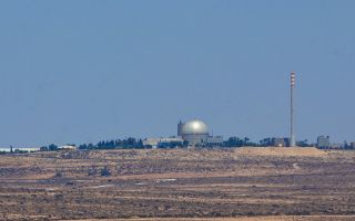 نزول مليون مستوطن للملاجئ بشمالي فلسطين والجولان وحادث في ديمونا