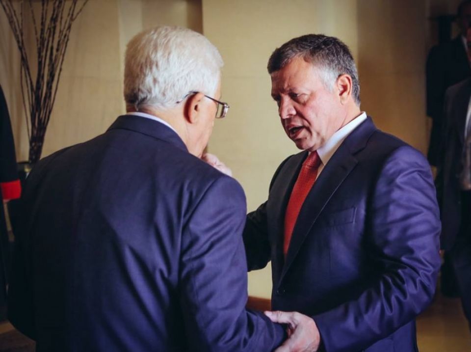 تفاصيل جديدة عن لقاءات عباس وعبد الله مع وزير الحرب الصهيوني