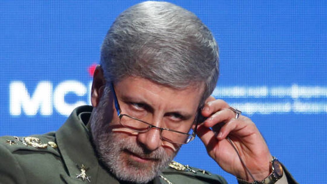 وزير الدفاع الإيراني يكشف أهداف زيارته لموسكو