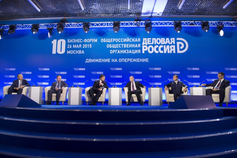 بوتين يدعو قطاع التصدير لاستغلال مرحلة العقوبات وانخفاض الروبل