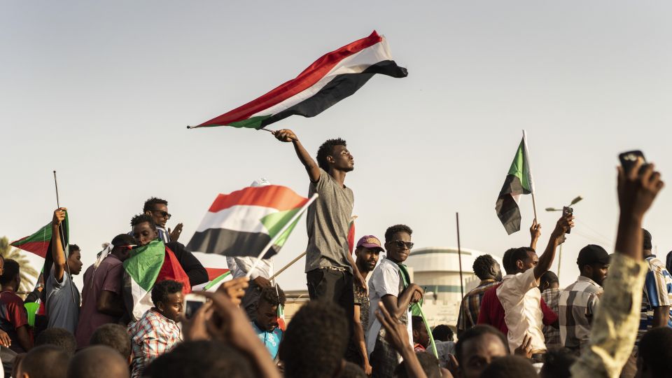 السودان واتجاهات حل الأزمة