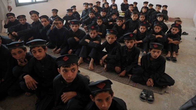 طلاب في مدرسة عسكرية باكستانية