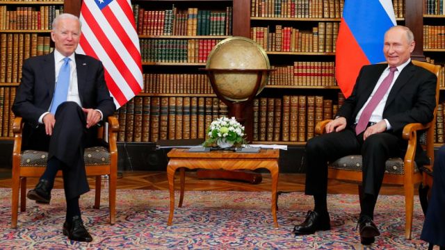 ثلاثة مسارات وقطبان: «الحوار الإستراتيجي».. «أستانا» و«تغيير السلوك»!