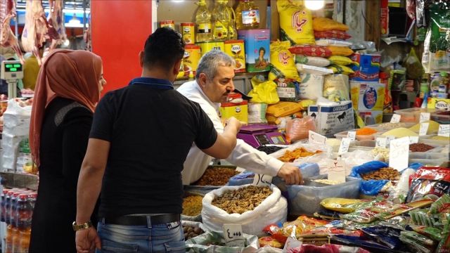 أسعار المواد التموينية تواصل "صمودها"