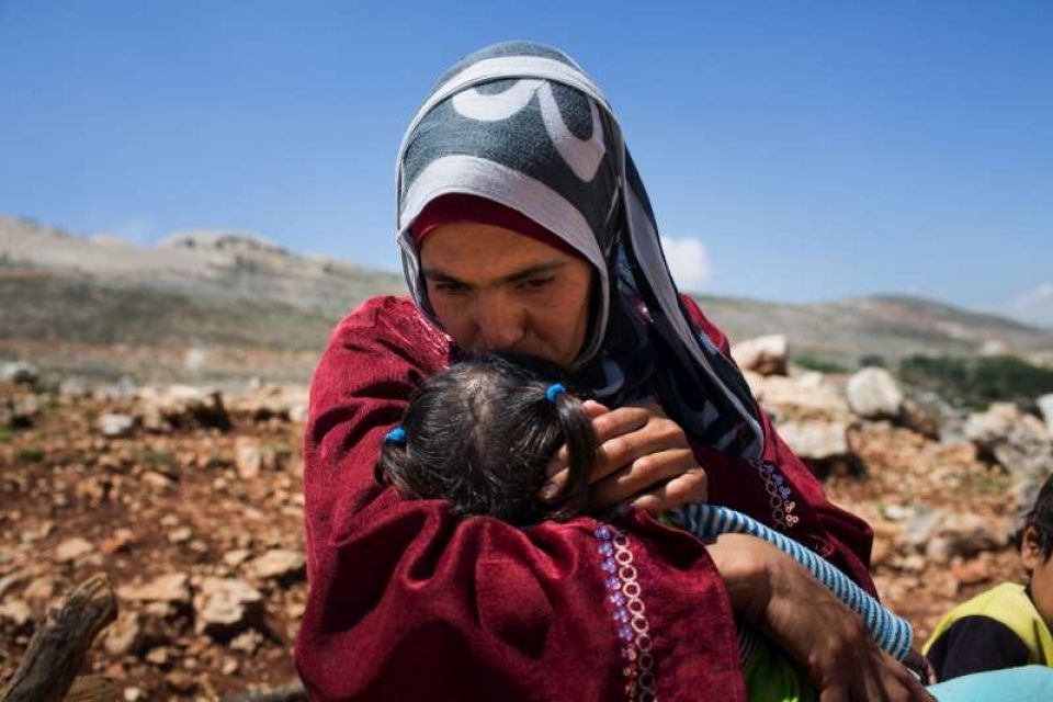 المرأة في أعيادها.. ضحية النظرات الآفلة!