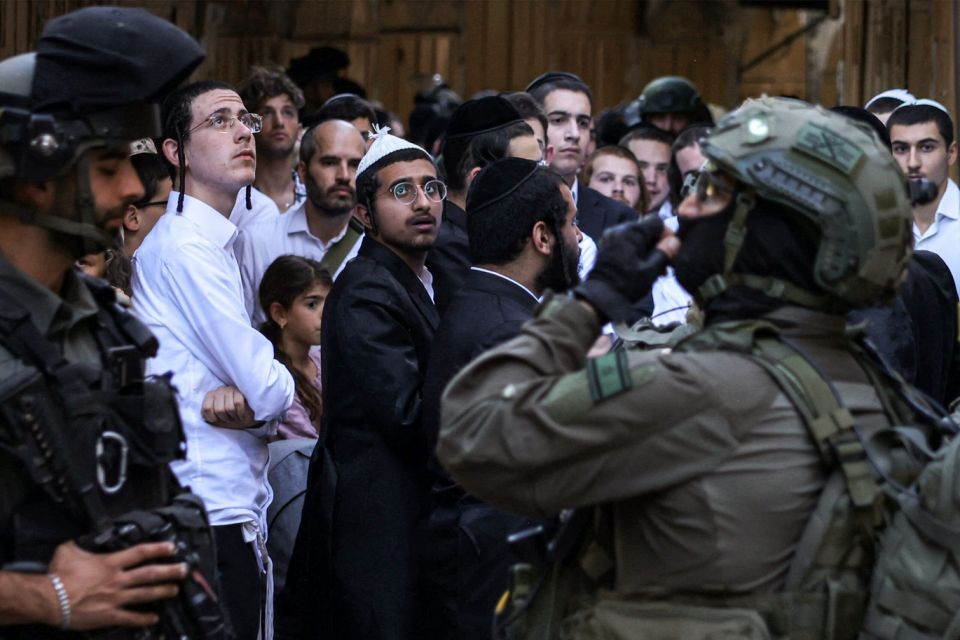 جيش الاحتلال يرسل 54 ألف أمر تجنيد للحريديم
