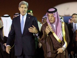 مسؤول &quot;إسرائيلي&quot;: كيري طلب من السعودية والأردن تأييد الاعتراف بدولة يهودية