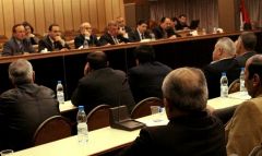 انعقاد خمسة مؤتمرات نقابية.. ومطالب متكررة بانتظار الحل