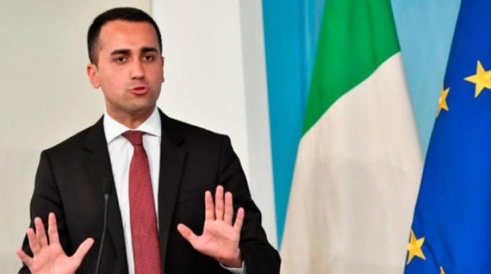 إيطاليا تتمسك بموازنة 2019 رغم تخفيض تصنيفها الائتماني