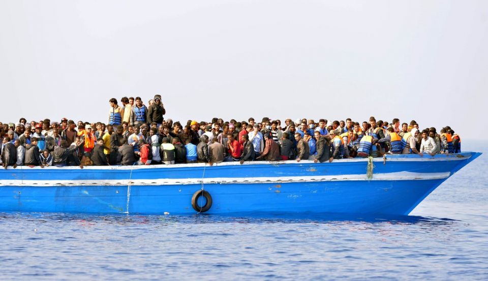 انتشال 17 جثة لمهاجرين غرقوا قرب سواحل تونس