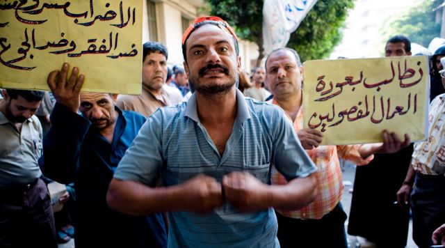 بصراحة ... في غيركم كتير بدهم يشتغلوا