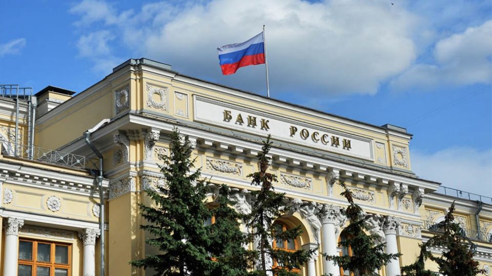 تمديد العقوبات على احتياطي المركزي الروسي البالغ 630 مليار دولار