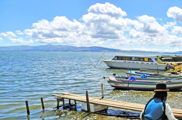 متحف في قاع بحيرة تيتيكاكا البوليفية