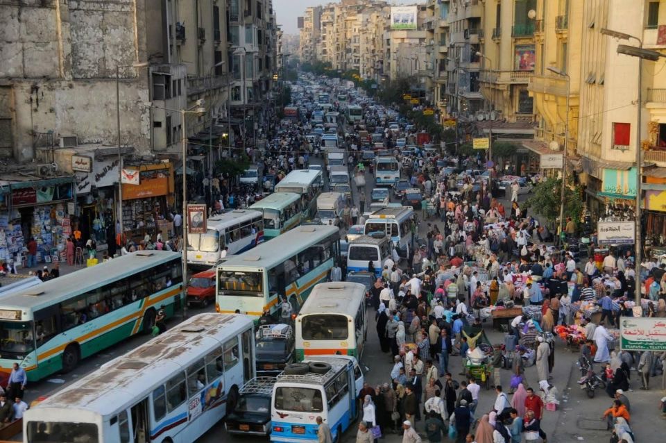 مصر تعلن زيادة عدد سكانها إلى رقم جديد