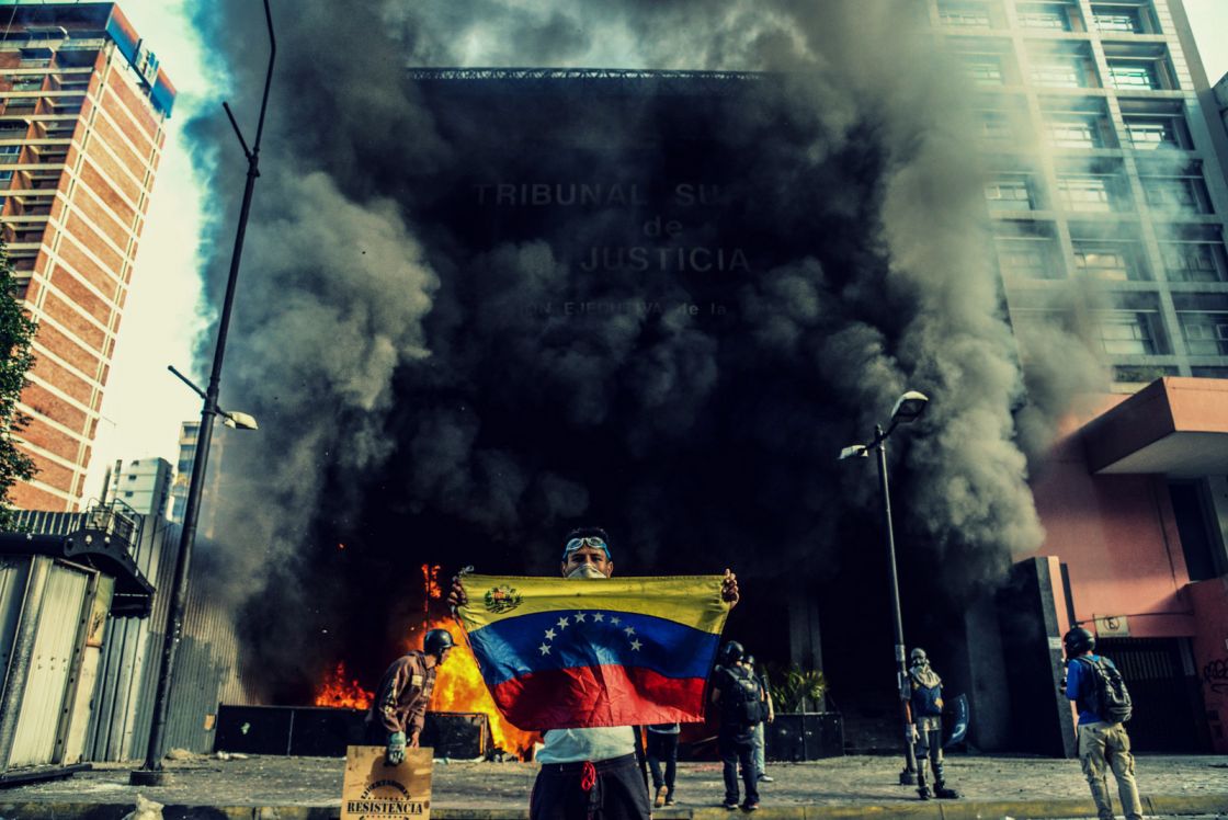 لم يدعه أحد: «النقد الدولي يحشر أنفه» في فنزويلا
