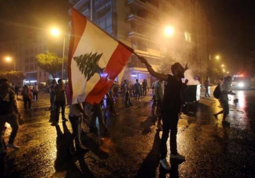 الحزب الشيوعي اللبناني يدين الاعتداء على المتظاهرين في رياض الصلح