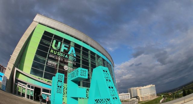 نقابات (بريكس):  السياسات الاقتصادية الكلية يجب أن تخلق فرص عمل لائقة