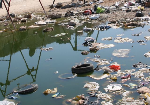 مكبات عشوائية للنفايات في الريف و&laquo;نظامية&raquo; في دمشق..!