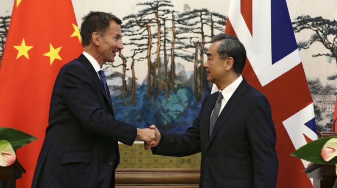 ترحيب بريطاني بعرض الصين اتفاقا تجاريا بعد «بريكست»