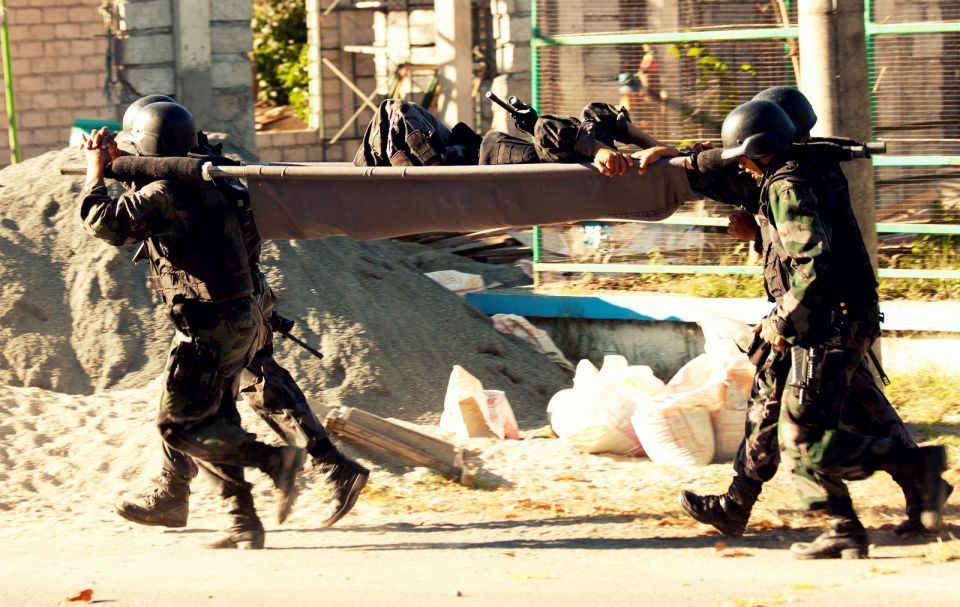 290 شخصاً قتلوا خلال أكثر من ثلاثة أسابيع من القتال بينهم 206 متشددين