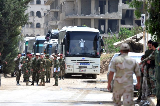 خروج 1300 مسلح عبر معبر بيت سحم