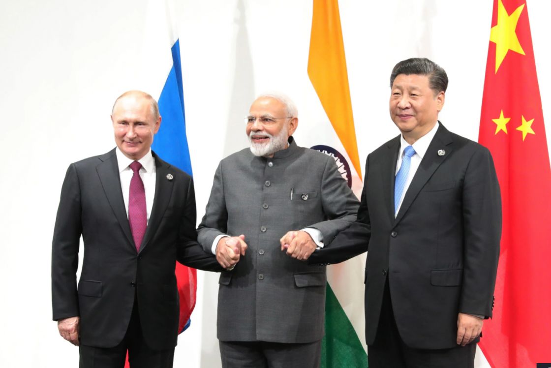 التقارب الهندي- الروسي يعني تقارباً هندياً- صينياً