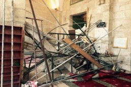 الاحتلال يستخدم حائطاً فولاذياً لاقتحام الأقصى