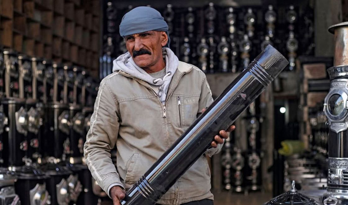 برد دمشق... حين تصبح التدفئة امتيازاً لا حقاً