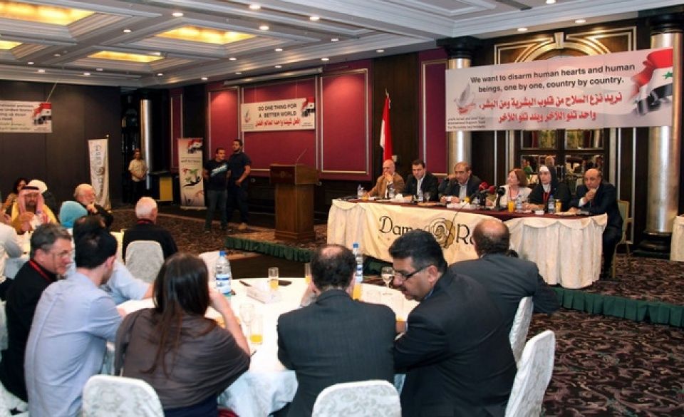 قدري جميل خلال لقائه وفد السلام الدولي: جوهر مؤتمر لافروف - كيري يضع مخرجاً واحداً للأزمة هو الحوار السياسي