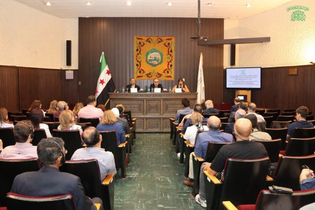 «عاهات الاشتراكية» أم «عاهات الرأسمالية»؟ تضليل اقتصادي برعاية غرفة تجارة دمشق