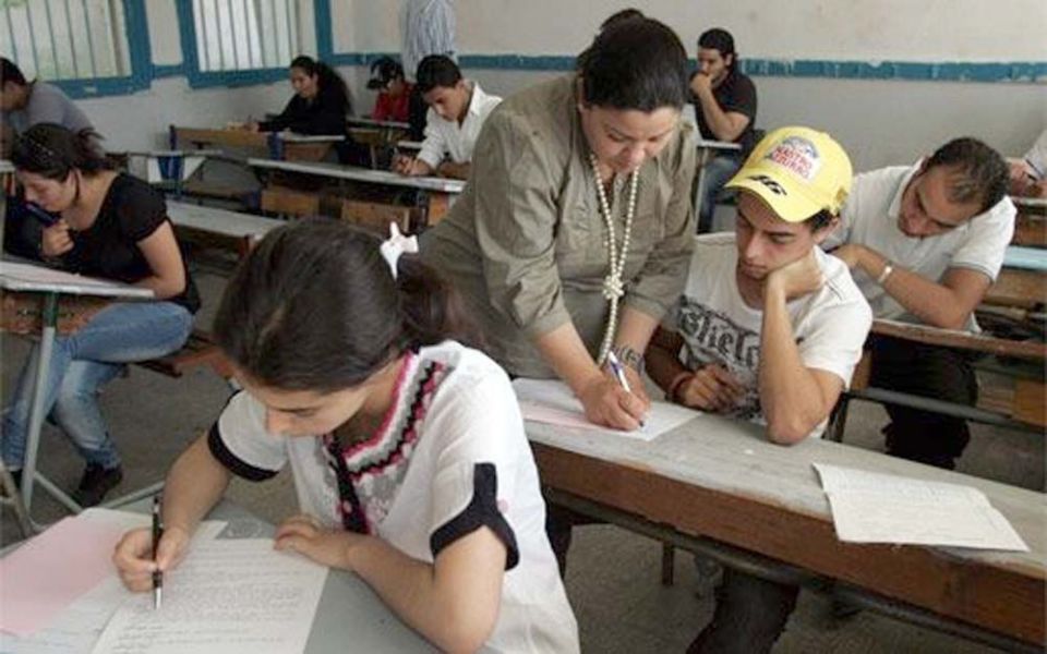 هموم الطلاب والمعلمين في امتحانات شهادة التعليم الأساسي