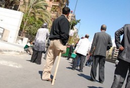 مع تجاوز عددهم 1.5 مليون .. معاقو الحرب في سورية.. بلا إحصاء أو إعانة