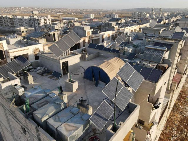 استخدام الطاقة المتجددة من التشجيع إلى الإلزام!