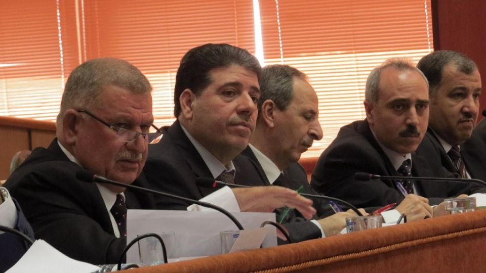 هل تساهم الطبقة العاملة في صناعة القرار؟