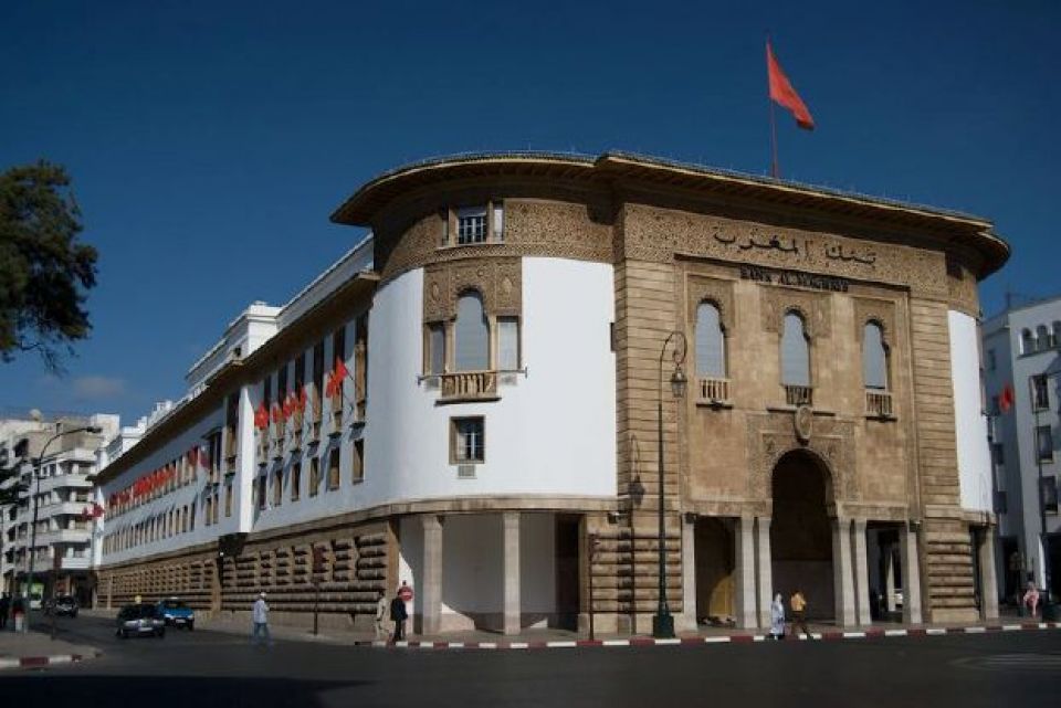 بنوك المغرب تقرر إيقاف تحويل الأموال من وإلى إسبانيا