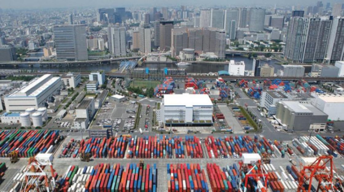 نمو صادرات اليابان يضعها في مرمى نيران الرسوم الأميركية
