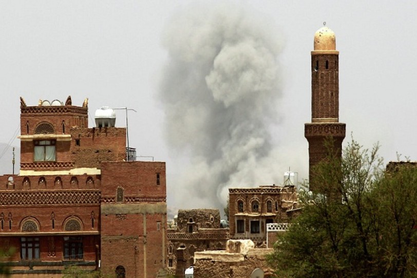 قوات التحالف تقصف القصر الرئاسي في صنعاء