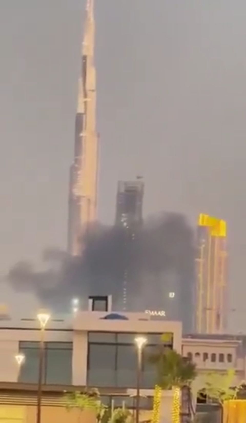 الإمارات: إخلاء برج خليفة بعد قصف إيراني بجواره