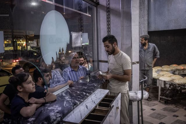 الوفرة في المخابز... من قال: إن الأمن الغذائي يجب أن يُعيق تحقيق الأرباح!؟