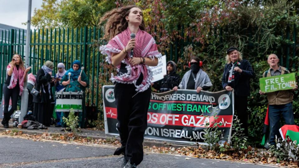 معتقلو فيلتون الستة وانتصار الضمير على القمع