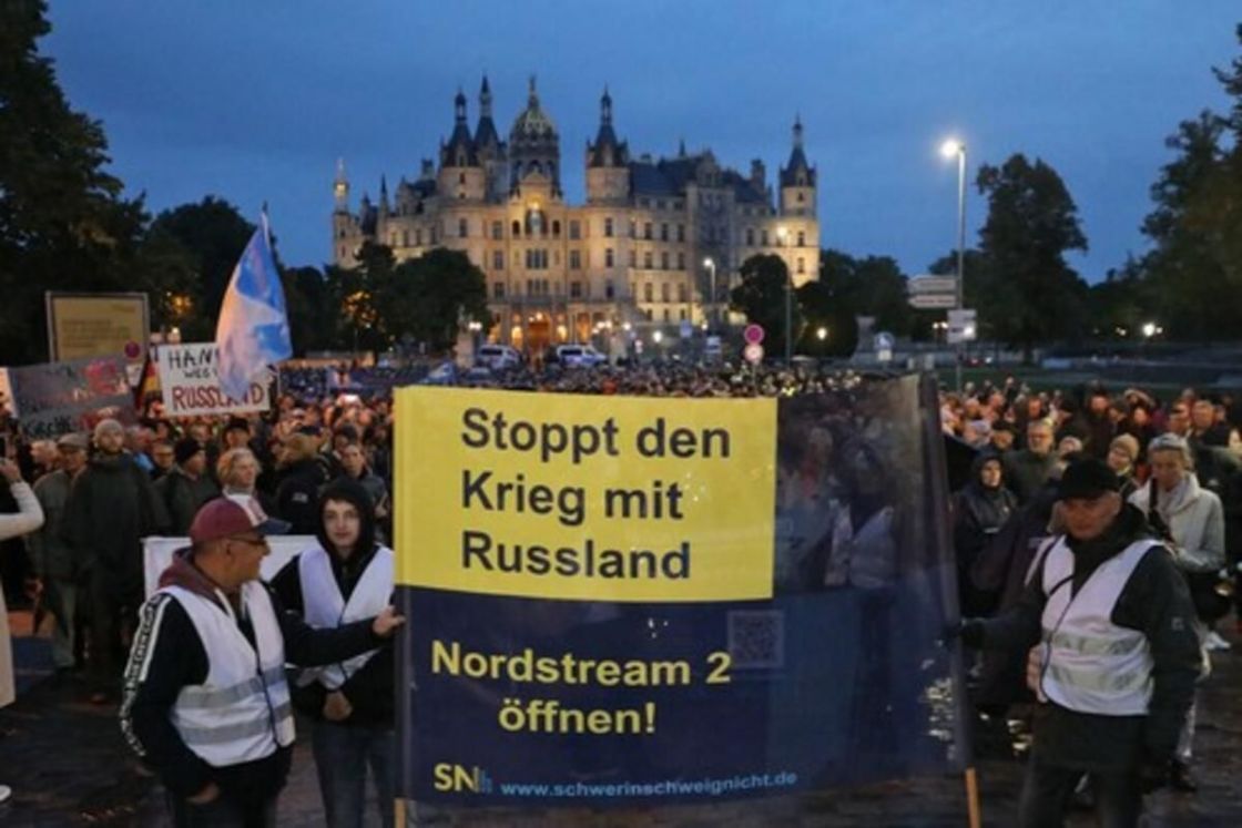 آلاف المحتجين ينزلون لشوارع ألمانيا ضد ارتفاع الأسعار