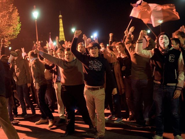 هل يقف العالم على أعتاب مغامرة فاشية جديدة؟