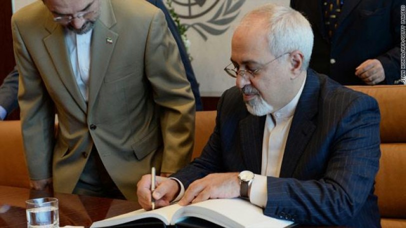 ظريف: لا حل بدون الاعتراف بحق إيران بالتخصيب