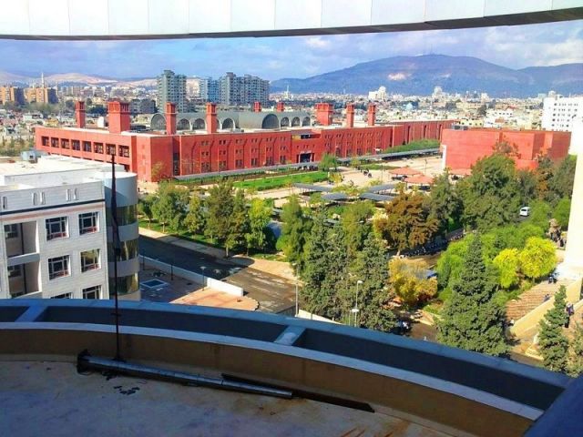 طلاب جامعة دمشق يعانون: (الهمك): النتائج الامتحانية متأخرة.. ونسب النجاح كارثية!