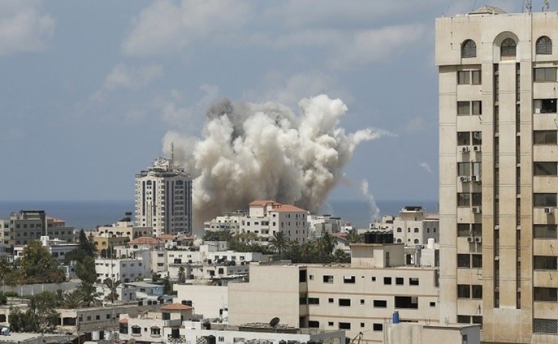 الاحتلال يغير على غزة ردا على صواريخ «داعشية»