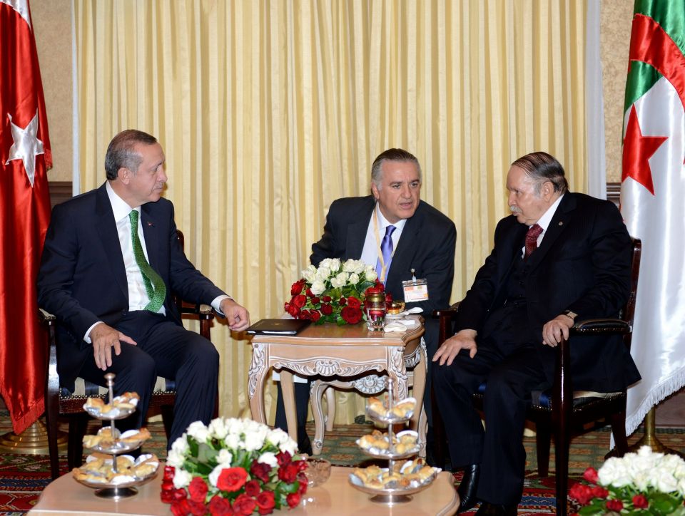 وصل الرئيس التركي، العاصمة الموريتانية نواكشوط، ثاني محطات جولته الإفريقية، قادماً من الجزائر