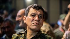 مظلوم عبدي: كان بسيارتنا ضبّاط أمريكيّون عند محاولة اغتيالي