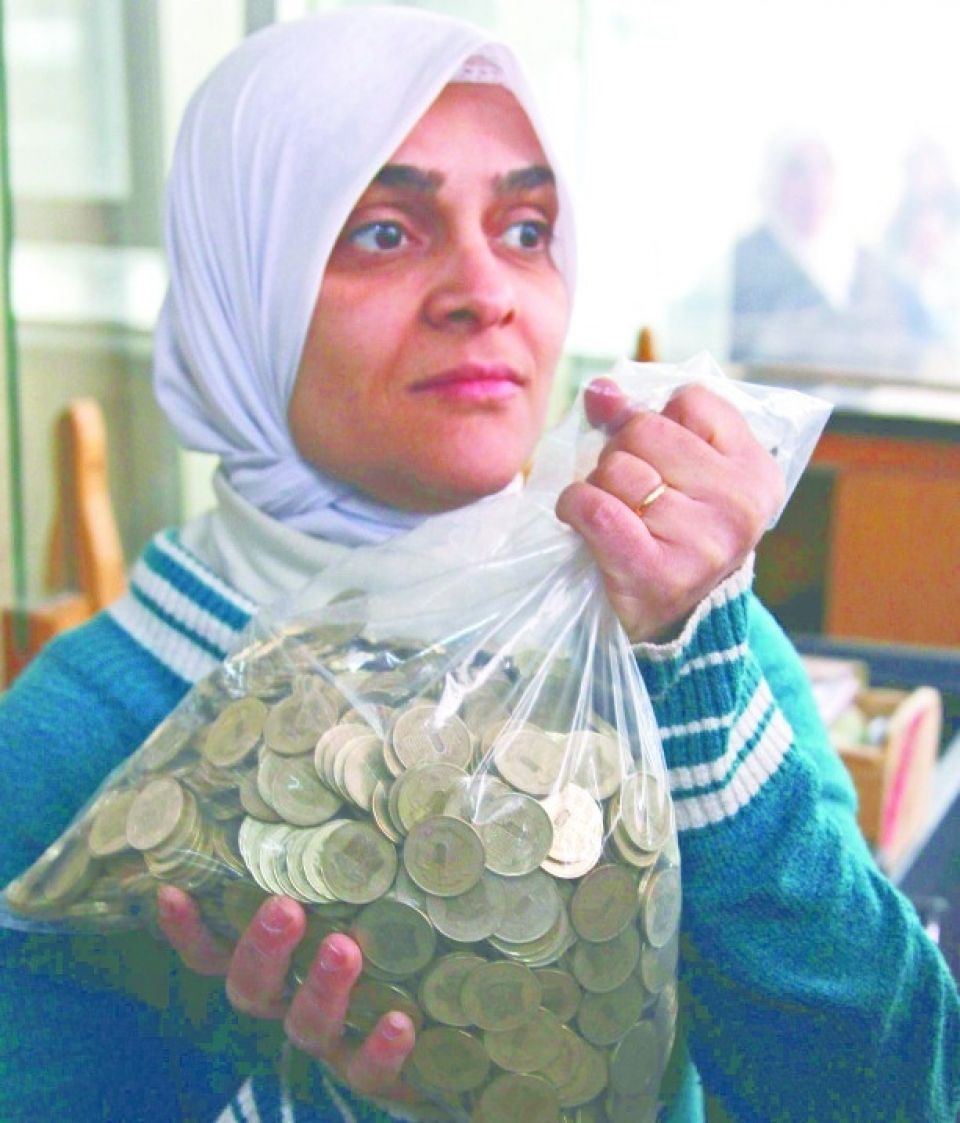 إجراءات مناورة.. في وجه تصعيد &laquo;السوق السوداء&raquo;