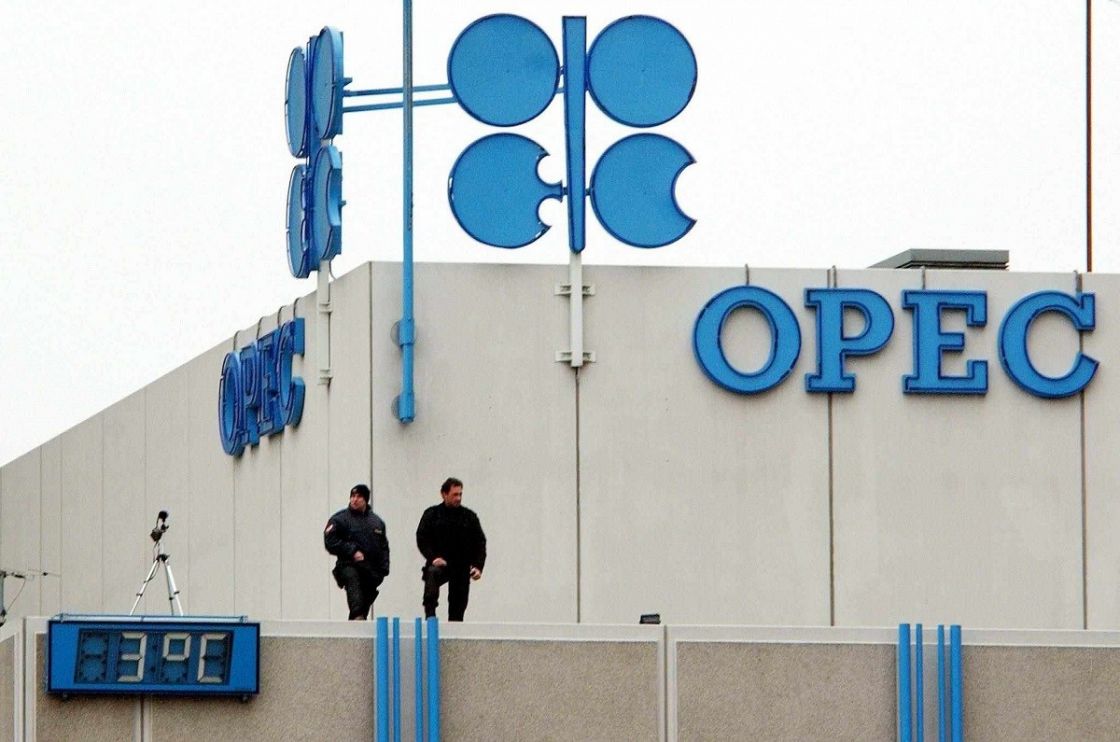 موسكو: «أوبك» والمستقلون بإمكانهم الاتفاق سريعاً على زيادة إنتاج النفط