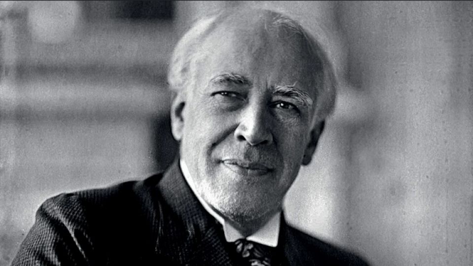 ستانسلافسكي والتنقيب في التاريخ كنَصّ